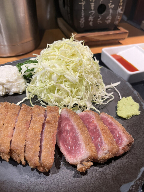 淺草美食︰黑毛和牛炸牛排 淺草炸牛排(圖片來源︰tabelog.com) 淺草美食︰黑毛和牛炸牛排 淺草炸牛排(圖片來源︰tabelog.com)