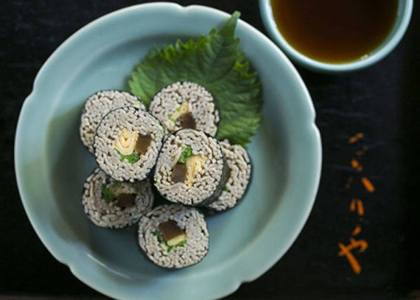 淺草美食︰淺草寺御用蕎麥麵店 尾張屋(圖片來源︰livejapan.com) 淺草美食︰淺草寺御用蕎麥麵店 尾張屋(圖片來源︰livejapan.com)