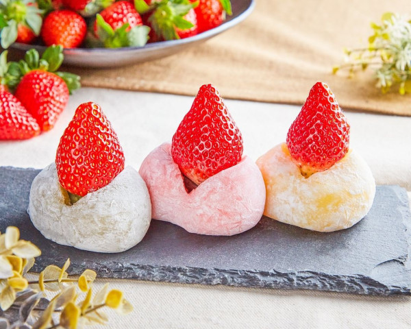 淺草美食︰草莓糰子打卡甜品 淺草空月（圖片來源︰IG@solatsuki_jp）