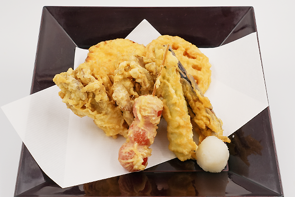 淺草美食︰天婦羅老字號店 雷門三定(圖片來源︰雷門三定官網) 淺草美食︰天婦羅老字號店 雷門三定(圖片來源︰雷門三定官網)