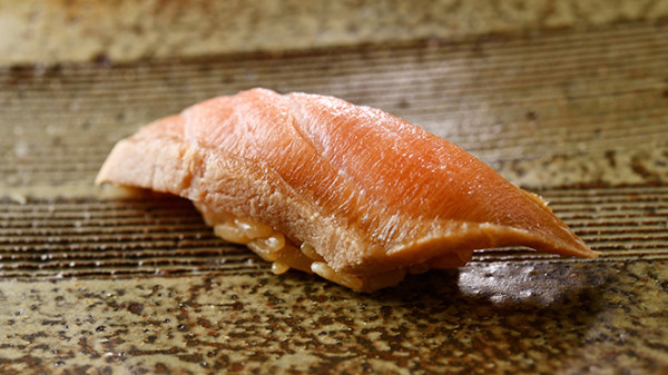 淺草美食︰米芝蓮壽司店 鮨一新(圖片來源︰tabelog.com) 淺草美食︰米芝蓮壽司店 鮨一新(圖片來源︰tabelog.com)