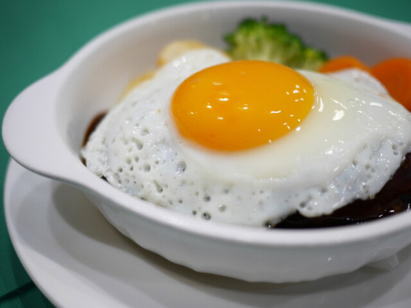 淺草美食︰招牌蛋包飯 Grill Grand(圖片來源︰tabelog.com) 淺草美食︰招牌蛋包飯 Grill Grand(圖片來源︰tabelog.com)