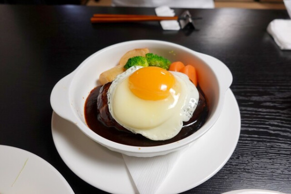 淺草美食︰招牌蛋包飯 Grill Grand(圖片來源︰tabelog.com) 淺草美食︰招牌蛋包飯 Grill Grand(圖片來源︰tabelog.com)