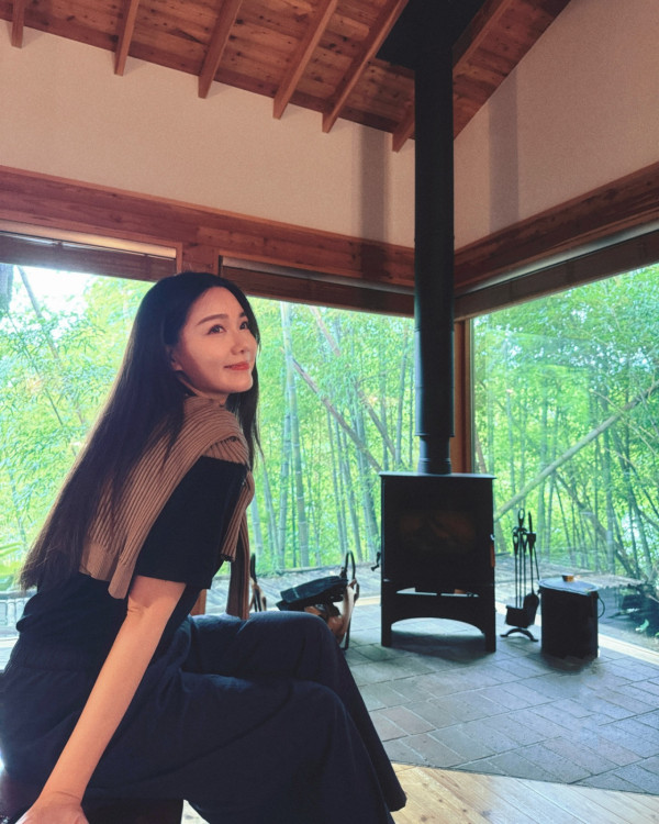 湯洛雯孖學霸妹妹遊濟州島！湯洛瑤火辣泳裝性感相被翻出！ 