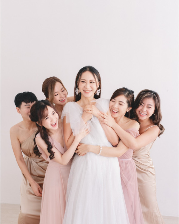 晒巨鑽答應求婚