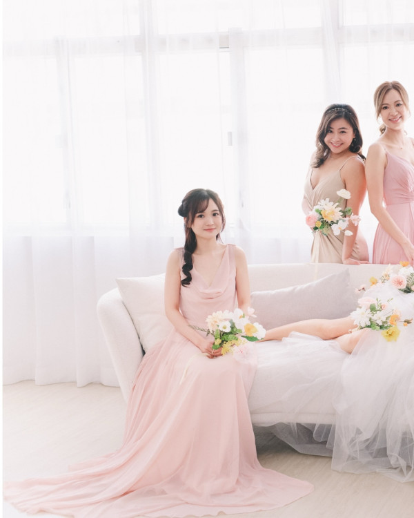 晒巨鑽答應求婚