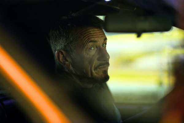 澳航機上娛樂系統突發故障 全機乘客被迫睇18禁露點戲1小時 