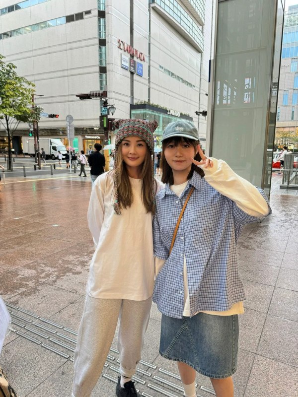 網民福岡野生捕獲阿Sa 零架子合照曝逆齡美貌 網民大讚:看起來像20歲