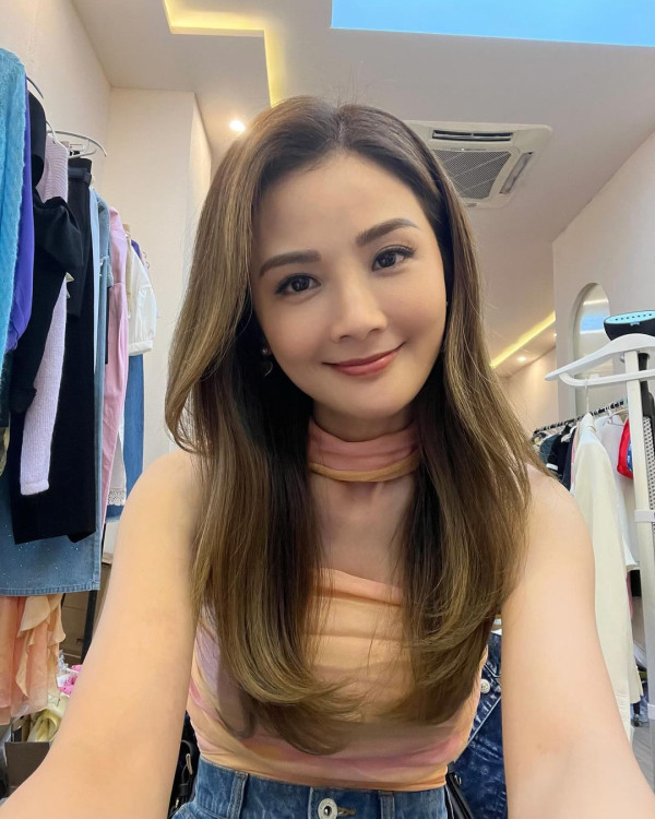 網民福岡野生捕獲阿Sa 零架子合照曝逆齡美貌 網民大讚:看起來像20歲