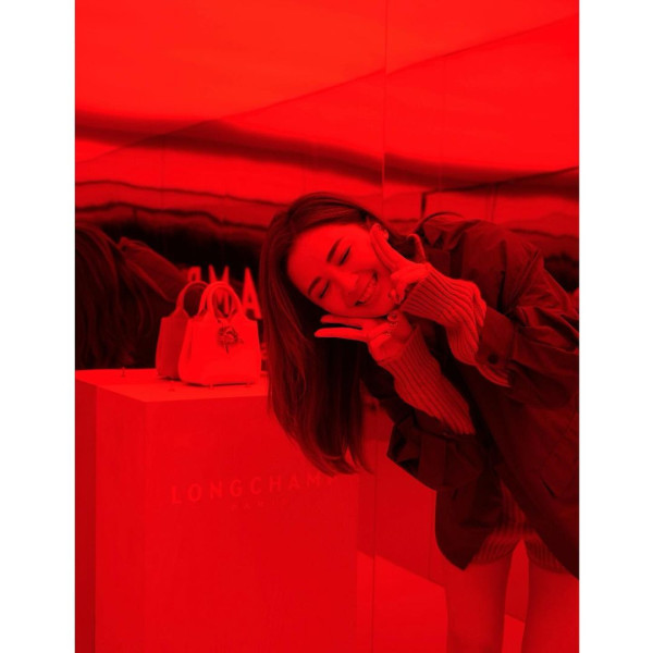 網民福岡野生捕獲阿Sa 零架子合照曝逆齡美貌 網民大讚:看起來像20歲