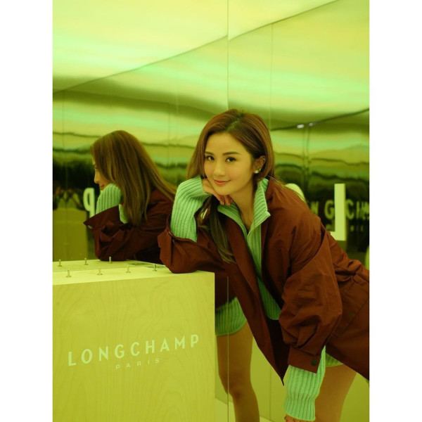 網民福岡野生捕獲阿Sa 零架子合照曝逆齡美貌 網民大讚:看起來像20歲