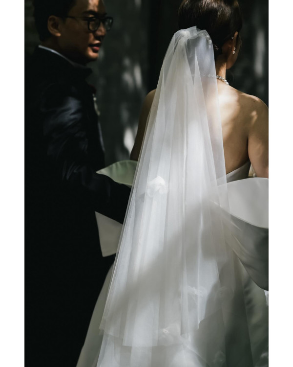 蔣家旻官宣電視台高層老公離職HOYTV！網民揣測一證據疑夫唱婦隨鋪路離巢