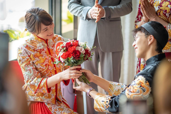 吳業坤老婆素顏出鏡晒流利廣東話 融入香港行街市最驚見到呢一樣嘢