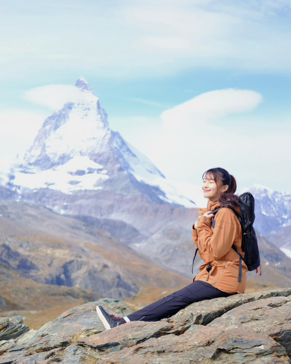 陳嘉慧疑飲醉失控除衫露胸跳舞！馬爾代夫慶結婚周年 