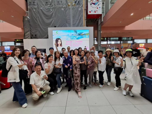 江嘉敏曬外遊相上圍突然升級？ 網友力勸唔好再剪短髮 