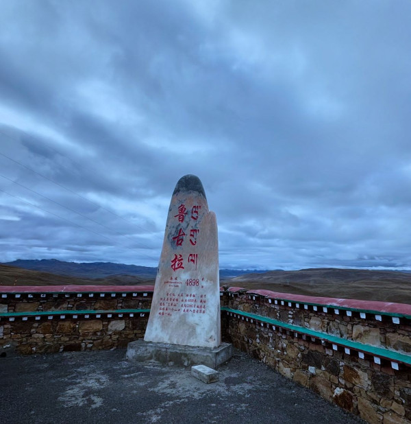 西藏奇遇！港女布達拉宮拾樂悠咭人海茫茫終尋失主 網民更敬佩60歲仲上到布達拉宮 