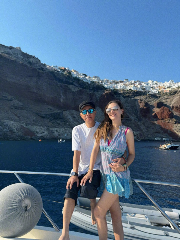 陳小春大仔曬流利英文介紹上海 Jasper被揭已改中文名 新名撞名《聲夢》學員 