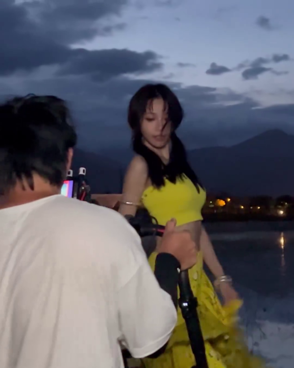 林明禎新歌預告大派福利！突破性感尺度露美臀險走光 ! 