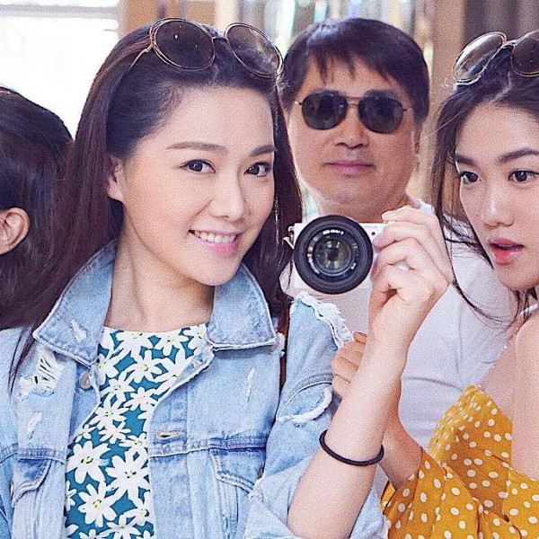 鄧麗欣登海拔5200米珠峰大本營賀41歲生日 曬零妝自拍獲封「顏值最高峰」