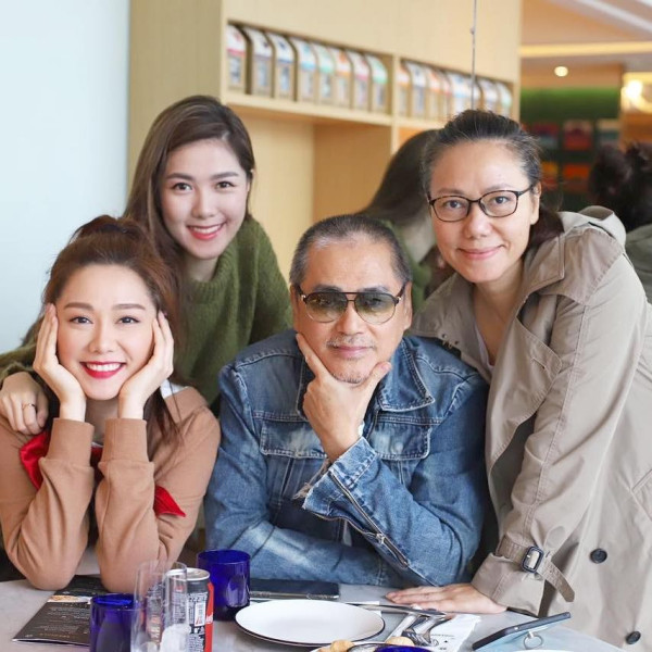 鄧麗欣登海拔5200米珠峰大本營賀41歲生日 曬零妝自拍獲封「顏值最高峰」