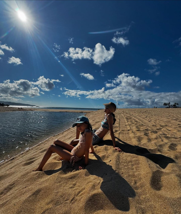 陳冠希驚喜現身周杰倫台北演唱會 一動作掀《頭文字D》集體回憶！ 