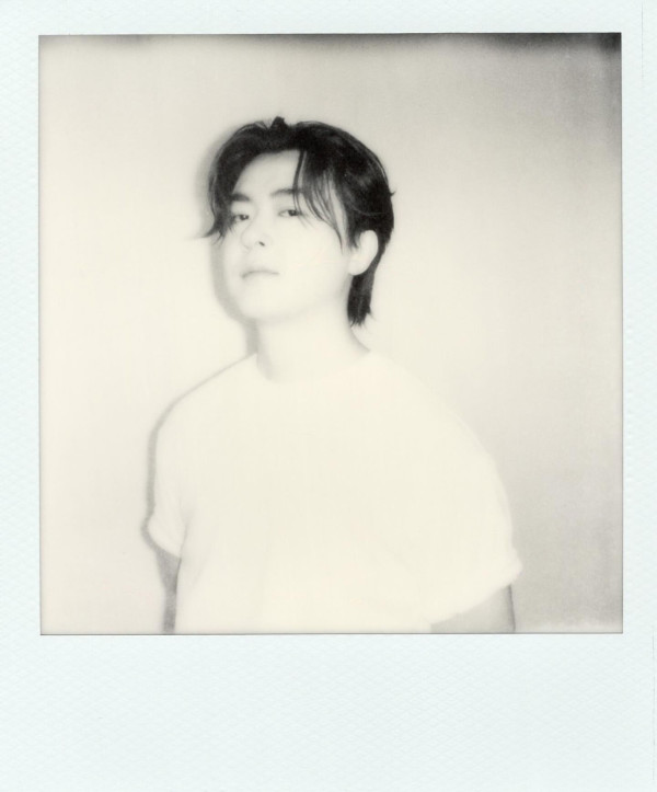 網民機場偶遇李澤楷等飛機！身旁零保鑣！手持驚喜1物勁慳錢 