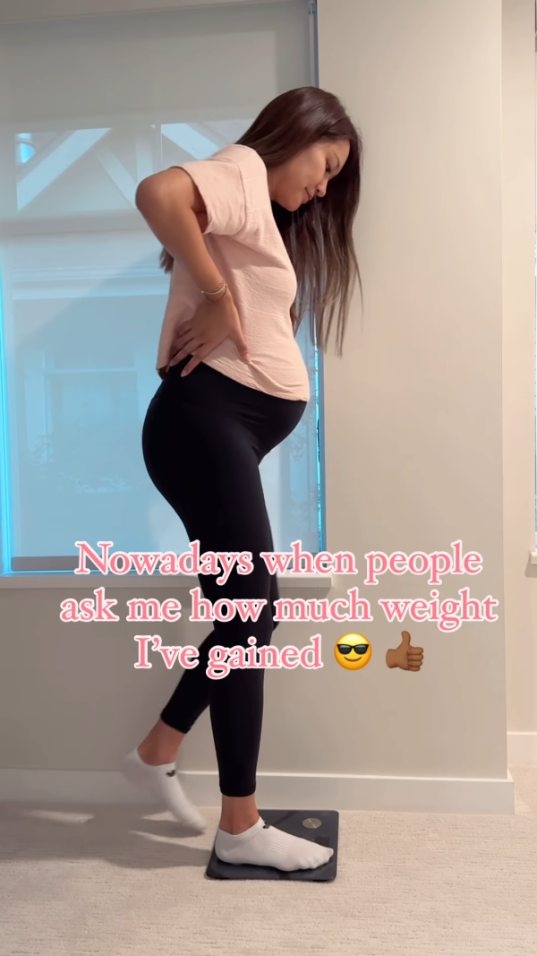 前港姐季軍誕女榮升新手媽媽!拍片餵人奶惹熱論!大呻餵人奶的辛酸