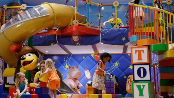 全新迪士尼郵輪2025年新加坡啟航 可容納6000人！設7大主題區(附設施/餐廳/航程/價錢/開售日期) 