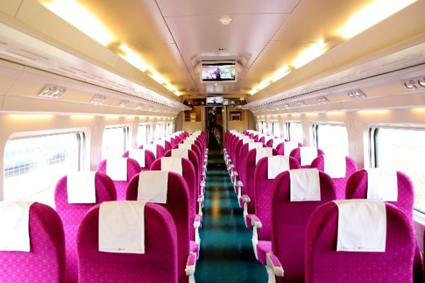 SRT「京釜高速線」提供來往首爾至釜山的高速列車服務。(圖片來源:SRT) SRT「京釜高速線」提供來往首爾至釜山的高速列車服務。(圖片來源:SRT)