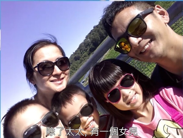 吳家樂與周蕙蕙於2006年結婚，婚後育有一女兩子，一家五口生活美滿。