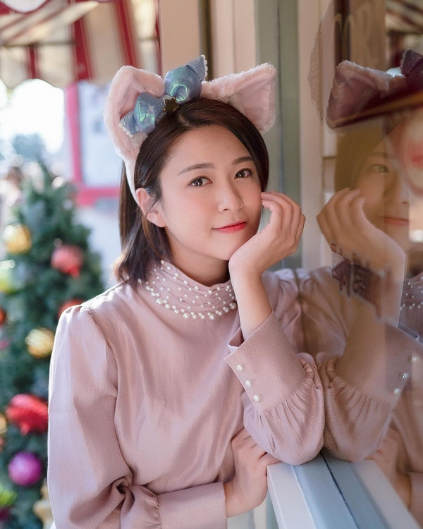 江嘉敏曬外遊相上圍突然升級？ 網友力勸唔好再剪短髮 