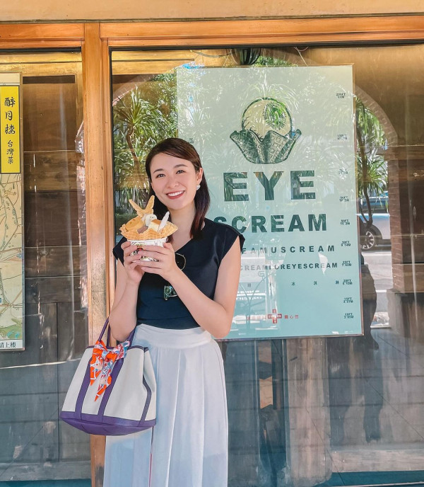 江嘉敏曬外遊相上圍突然升級？ 網友力勸唔好再剪短髮 