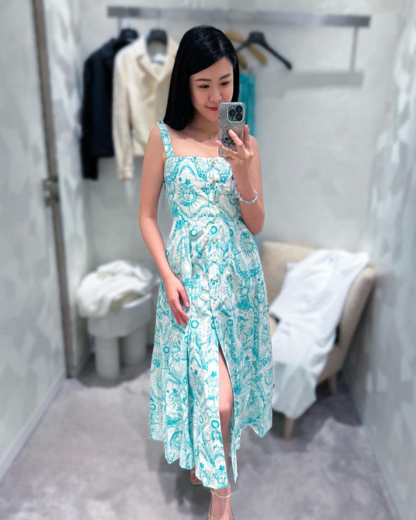 江嘉敏曬外遊相上圍突然升級？ 網友力勸唔好再剪短髮 