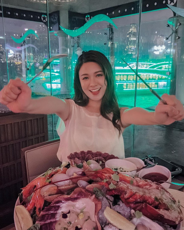 江嘉敏曬外遊相上圍突然升級？ 網友力勸唔好再剪短髮 