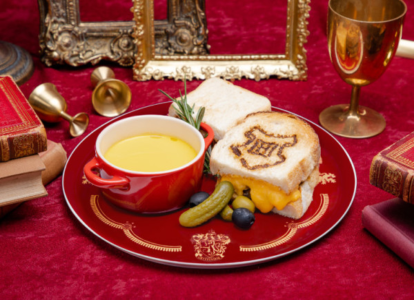 東京哈利波特迷必到打卡位│車站變魔法世界/學院餐廳/主題Cafe