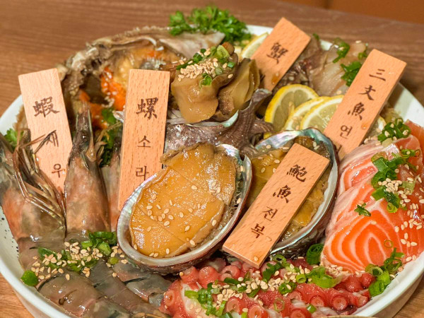 韓國人主理！北角新派韓國菜餐廳「Antidote」蜂巢米酒／醬油海鮮拼盤／韓式烤肉火鍋／涼拌豬手