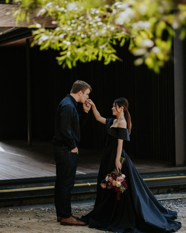 前TVB主播台南旅行曬靚相 離巢後大解放 曬豐滿好身材