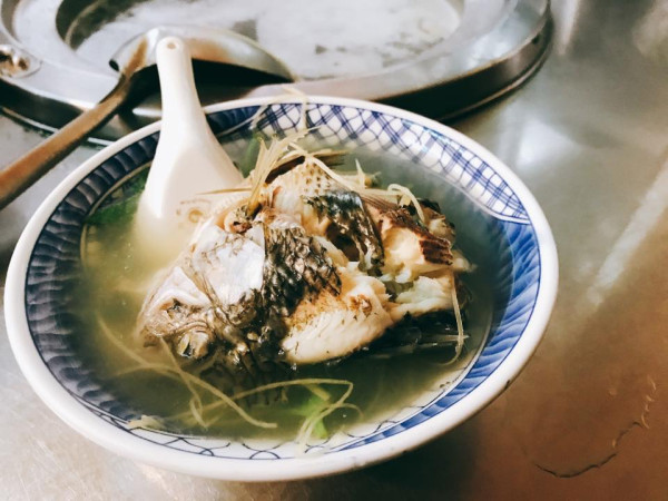 台北早餐店推介10大必吃!40年老字號鹹豆漿+芝士蛋餅!美食家白鐘元大推肉粥