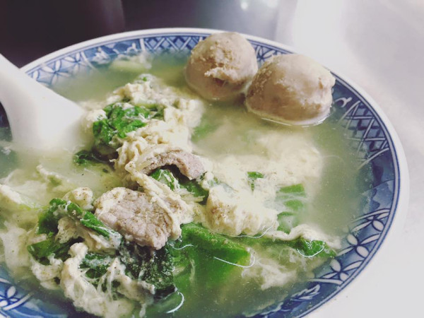 台北早餐店推介10大必吃!40年老字號鹹豆漿+芝士蛋餅!美食家白鐘元大推肉粥