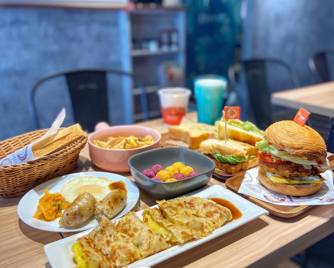 台北早餐店推介10大必吃!40年老字號鹹豆漿+芝士蛋餅!美食家白鐘元大推肉粥