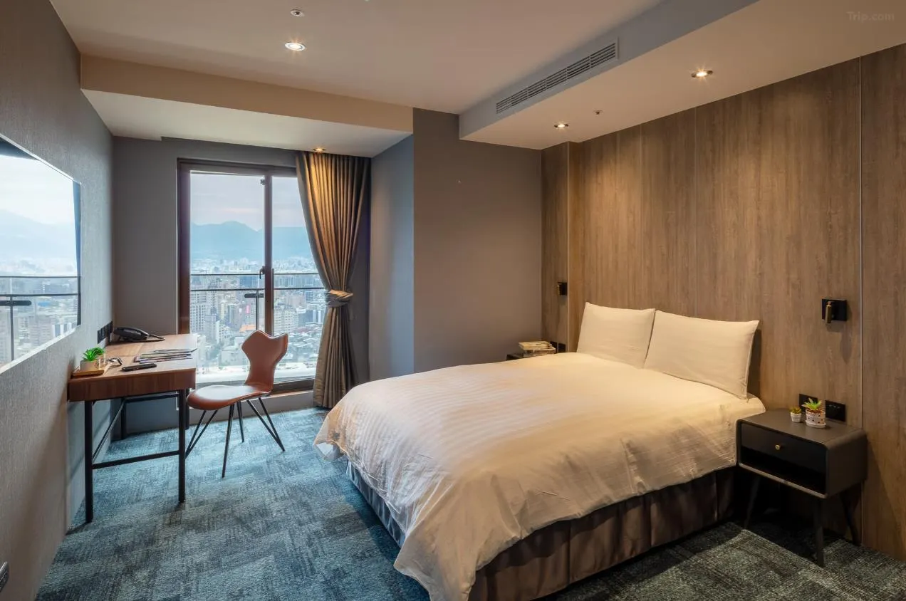 台北早餐店推介10大必吃!40年老字號鹹豆漿+芝士蛋餅!美食家白鐘元大推肉粥