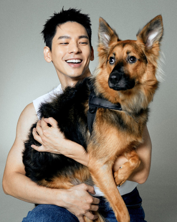 水瓶座男生10大性格特質:分析水瓶男喜歡你的行為、愛情攻略、優缺點(圖片來源:austinlin27)