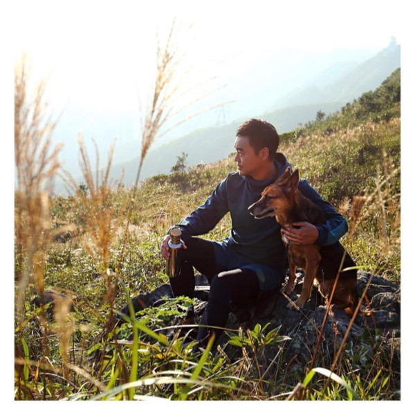 水瓶座男生10大性格特質:分析水瓶男喜歡你的行為、愛情攻略、優缺點(圖片來源:lauchingwan)