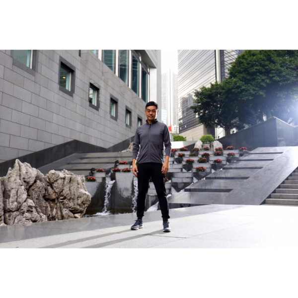 水瓶座男生10大性格特質:分析水瓶男喜歡你的行為、愛情攻略、優缺點(圖片來源:lauchingwan)