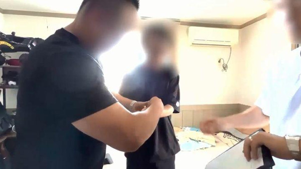 恐怖藏屍案｜韓國男子謀殺女友用水泥封屍！深埋家中一處！16年後才被揭發 