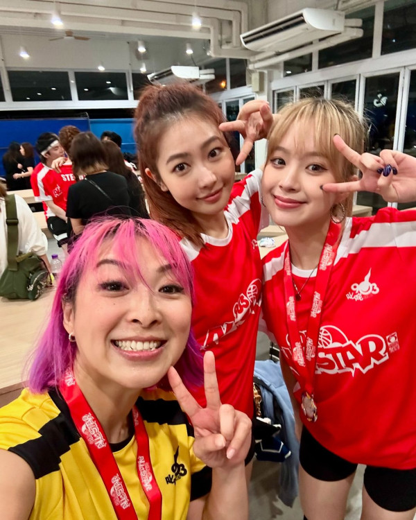 朱薰出po「反擊」 梁思浩獲讚靚抽 轉發少爺占大阪帖文：又想加人工？ 