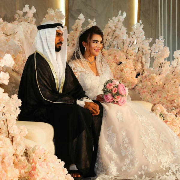 杜拜老公買下一座島只為妻能安心著Bikini 妻親揭驚人高價！ 