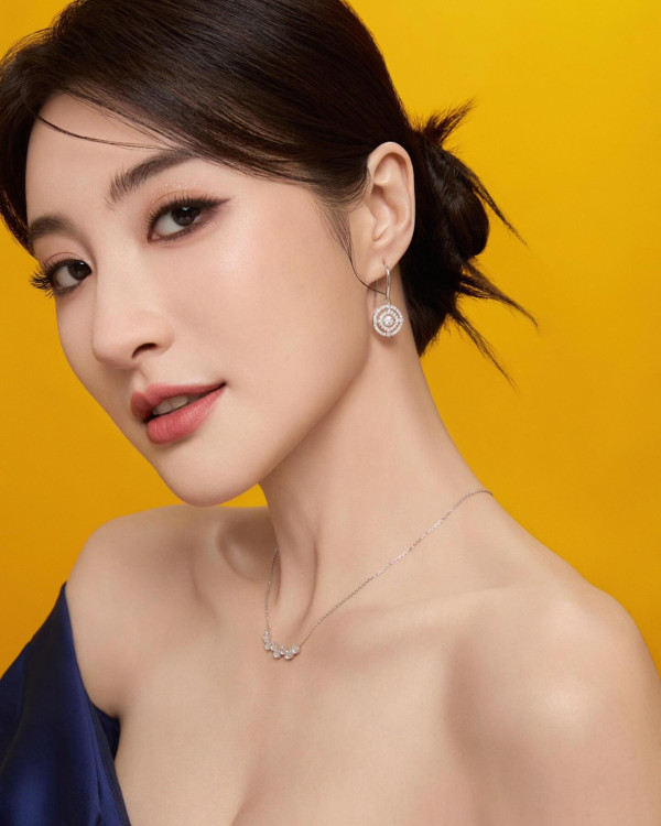 37歲TVB視后突然成內地流量密碼！點擊超過9.4億！搏到盡玩透視誘惑！ 