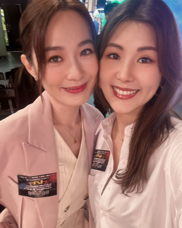 42歲前港姐冠軍遊杜拜 12歲女獲讚遺傳母親高䠷身材 