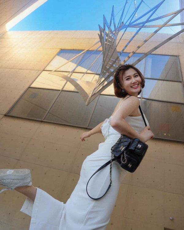 前港姐冠軍布吉曬健身成果 曾甫全裸照 弗爆身材不輸郭珮文